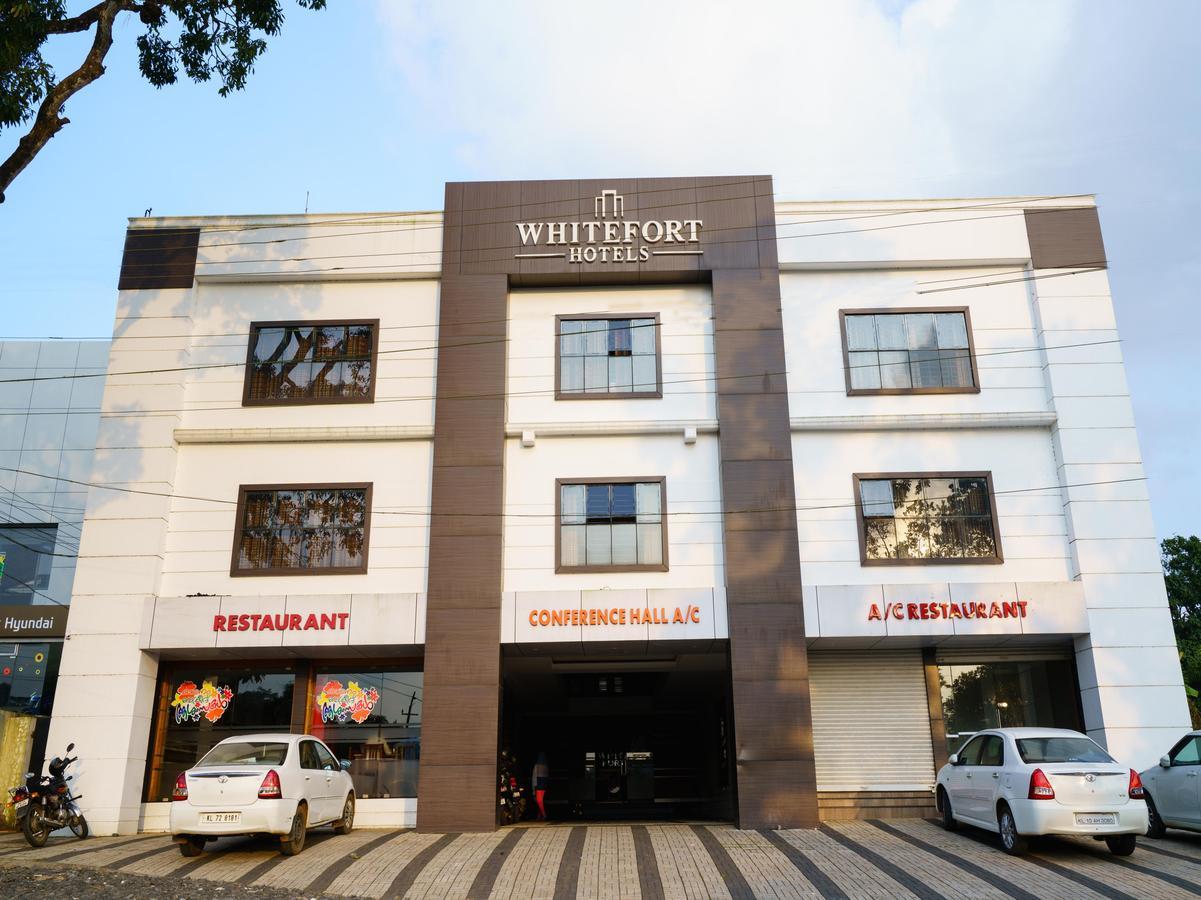 Oyo 9404 Hotel White Fort Mananthavady Buitenkant foto