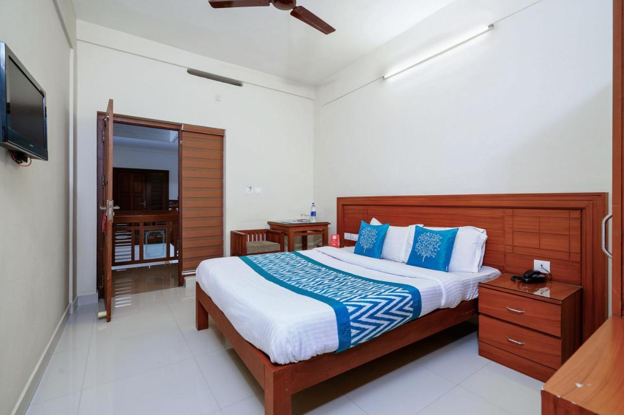 Oyo 9404 Hotel White Fort Mananthavady Buitenkant foto