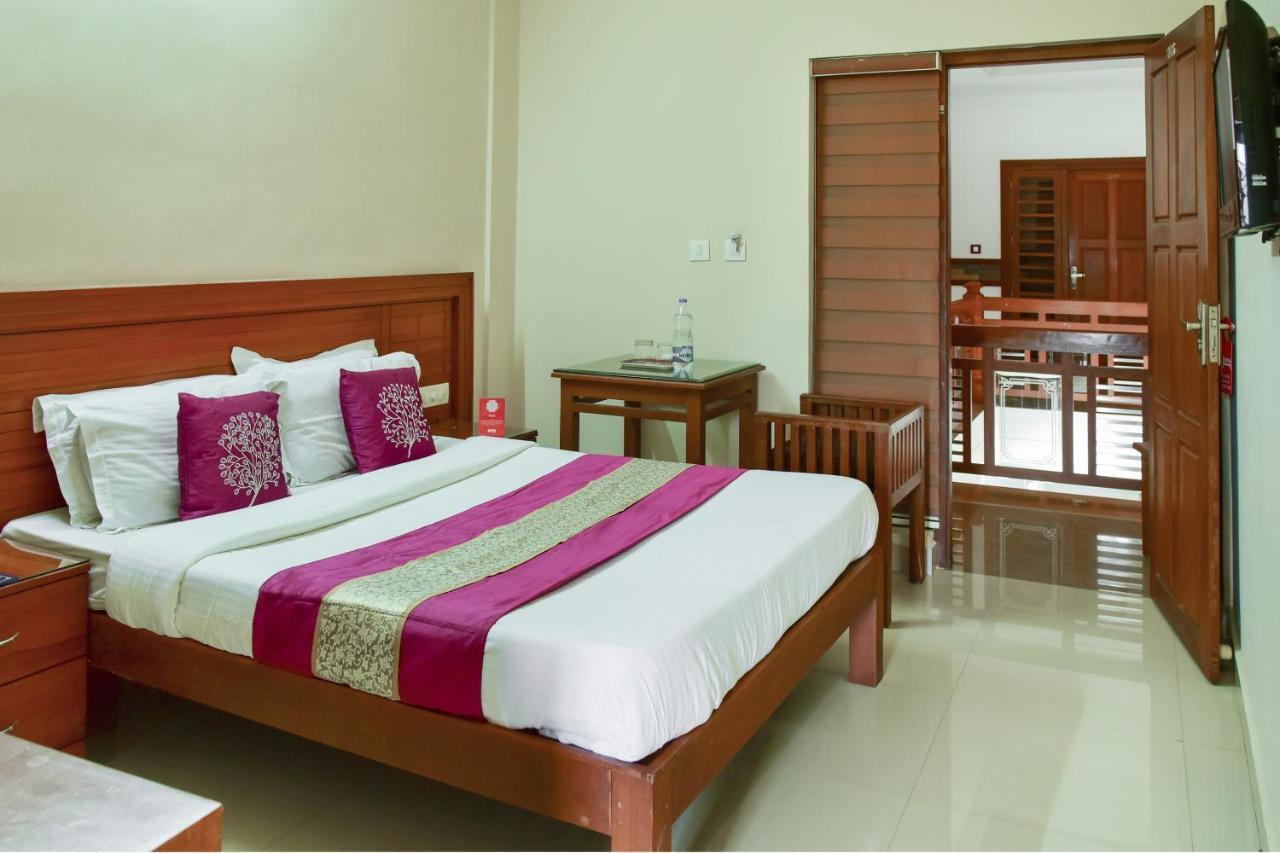 Oyo 9404 Hotel White Fort Mananthavady Buitenkant foto